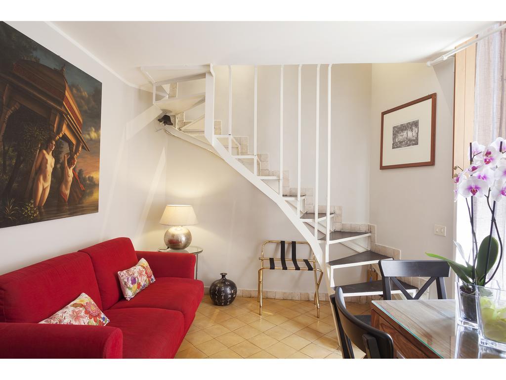 Apartment Via Giulia โรม ภายนอก รูปภาพ