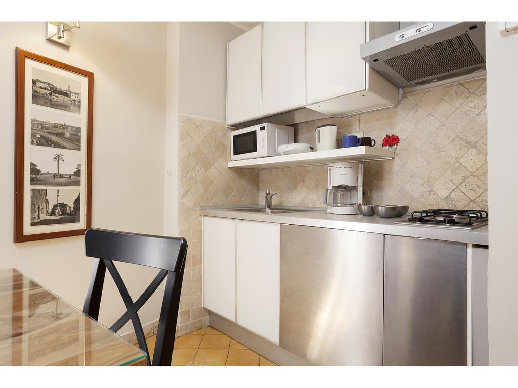 Apartment Via Giulia โรม ภายนอก รูปภาพ